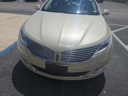 2015 Lincoln MKZ Base