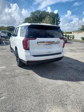 2022 GMC Yukon SLT