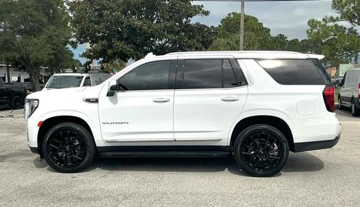 2022 GMC Yukon SLT