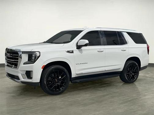 2022 GMC Yukon SLT