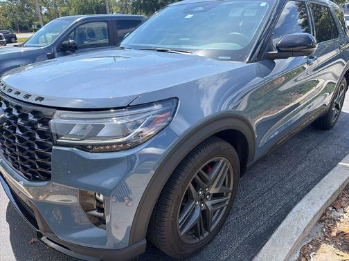 Vapor Blue Metallic 2025 Ford Explorer ST