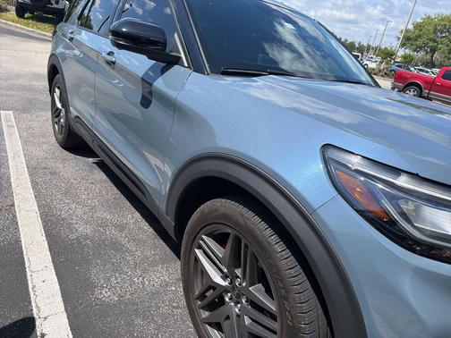 Vapor Blue Metallic 2025 Ford Explorer ST