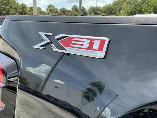 2024 GMC Sierra 2500 SLT