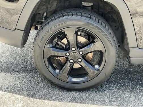 2023 Jeep Grand Cherokee LAREDO