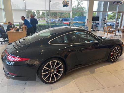 2013 Porsche 911 Carrera 4S