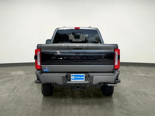 2025 Ford F-250 Platinum