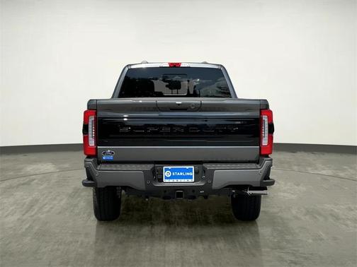 2025 Ford F-250 Platinum