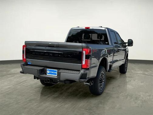 2025 Ford F-250 Platinum