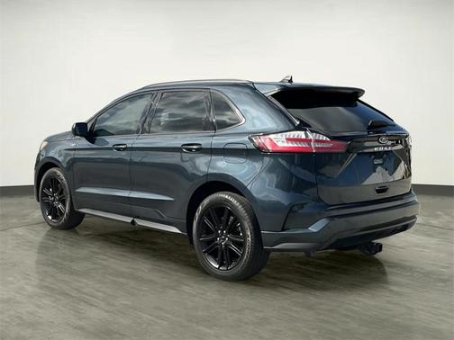 2024 Ford Edge ST Line