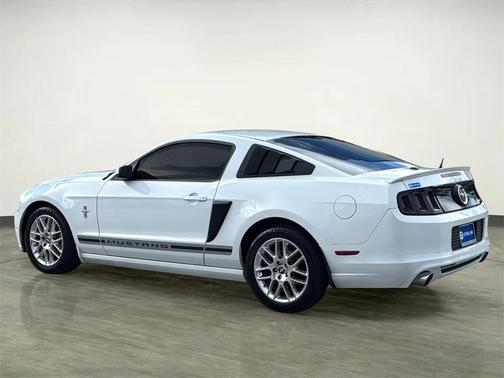 2014 Ford Mustang V6 Premium