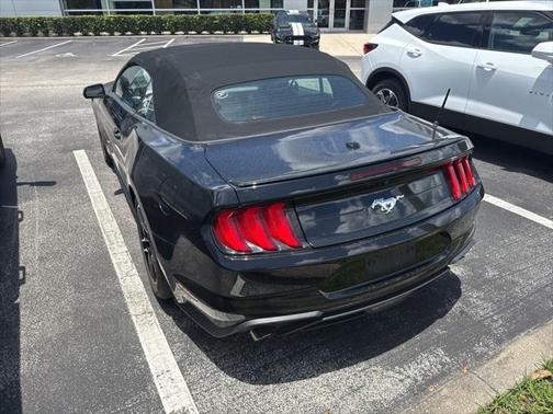2022 Ford Mustang EcoBoost Premium