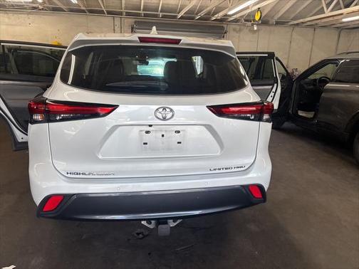 2022 Toyota Highlander Limited