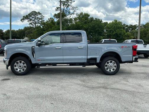 Glacier Gray Metallic Tri-Coat 2026 Ford F-350 Lariat