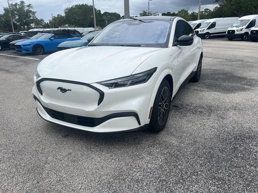 Star White Metallic TC 2026 Ford Mustang Mach-E Premium