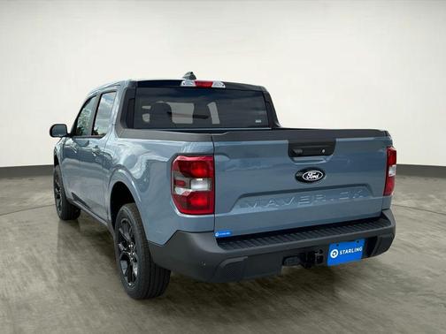 Azure Gray Metallic Tri-Coat 2026 Ford Maverick Lariat