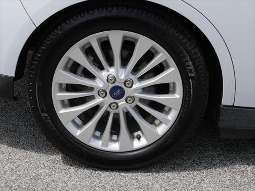 2017 Ford C-Max Hybrid SE