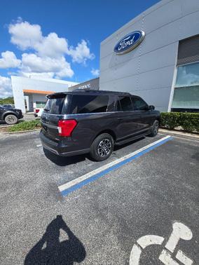 Gray Metallic 2024 Ford Expedition Max XLT