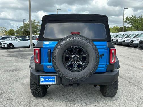 Velocity Blue Metallic 2022 Ford Bronco Wildtrak