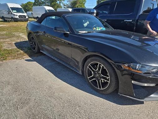 2022 Ford Mustang EcoBoost Premium