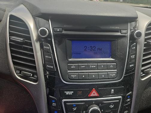 2013 Hyundai Elantra GT Base