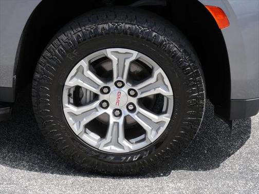 2022 GMC Yukon SLE