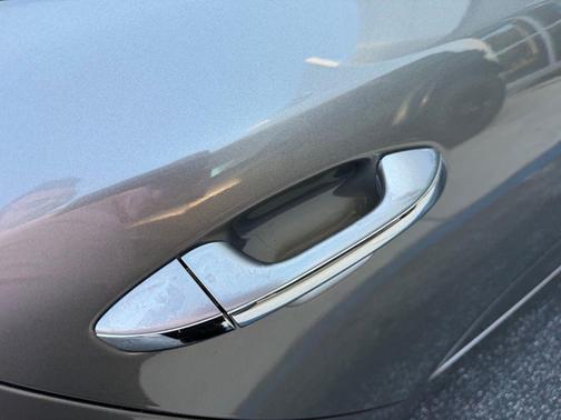 Titanium Silver 2018 Kia Optima LX