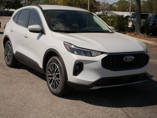 2025 Ford Escape SE