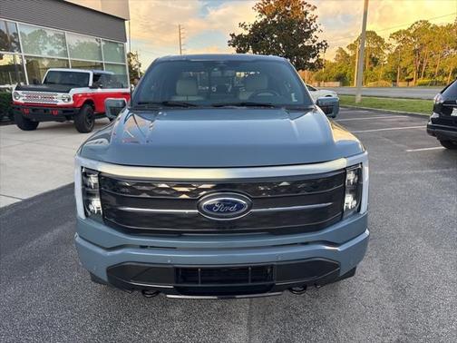 2023 Ford F-150 Lightning Platinum