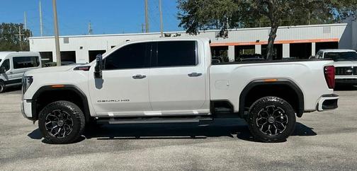 2024 GMC Sierra 2500 Denali