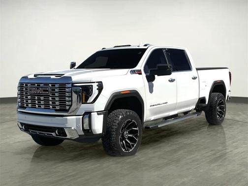 2024 GMC Sierra 2500 Denali