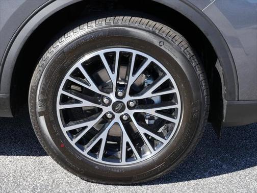 2025 Ford Escape SE