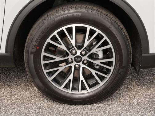 2025 Ford Escape SE