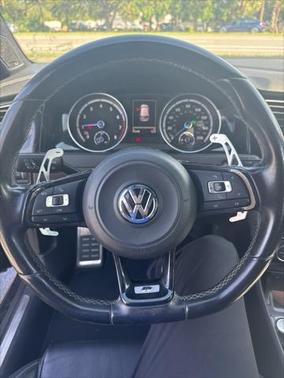 2015 Volkswagen Golf R 4-Door w/DCC & Navigation