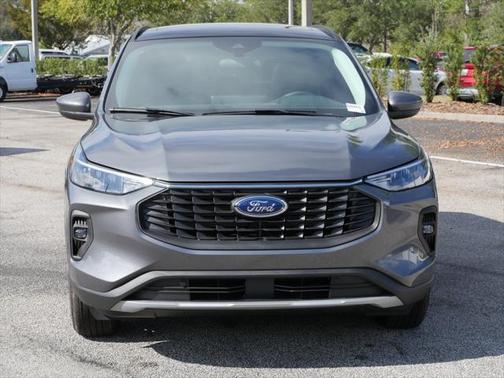 2025 Ford Escape SE