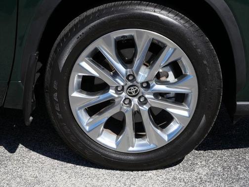 2024 Toyota Highlander Limited