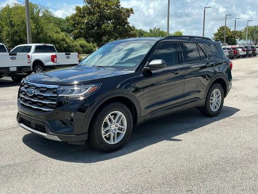 Agate Black Metallic 2026 Ford Explorer Active