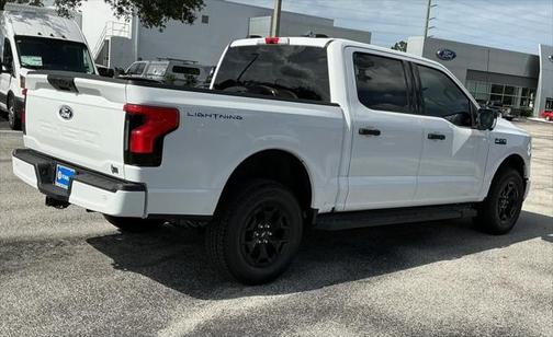2025 Ford F-150 Lightning XLT