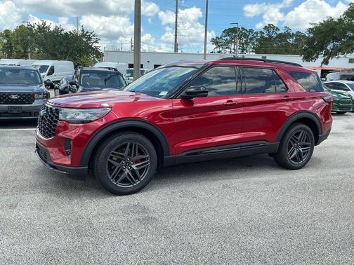 Rapid Red Metallic TC 2026 Ford Explorer ST-Line