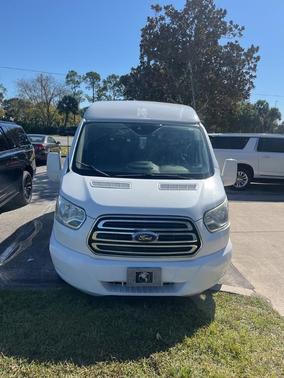 2017 Ford Transit-150 XLT