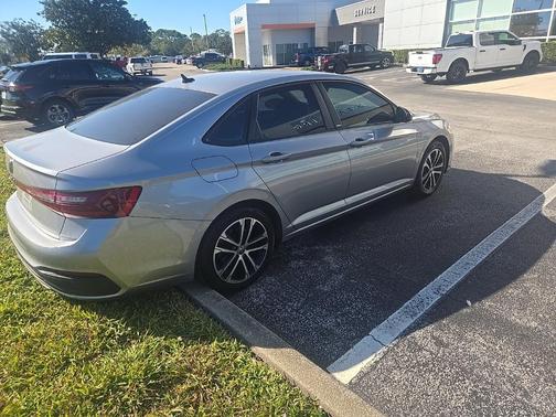 2025 Volkswagen Jetta 1.5T Sport