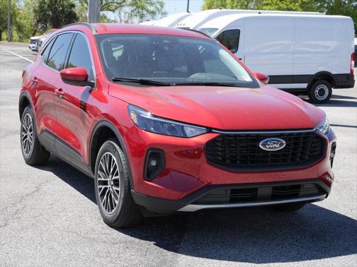 2025 Ford Escape SE