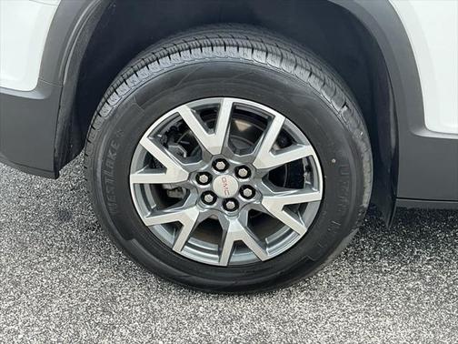2023 GMC Acadia AWD SLT