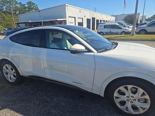 2022 Ford Mustang Mach-E Premium
