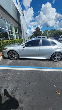2022 Toyota Camry SE