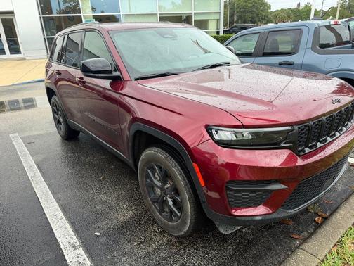 Velvet Red Pearlcoat 2024 Jeep Grand Cherokee Altitude