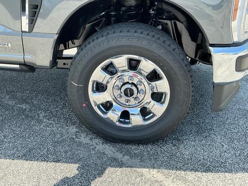 2025 Ford F-350 Lariat Super Duty