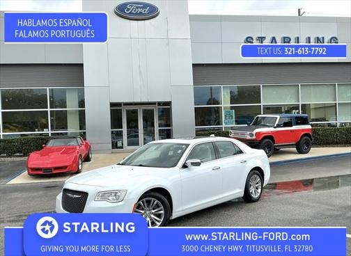 2017 Chrysler 300C Base