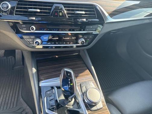 2019 BMW 530 xDrive