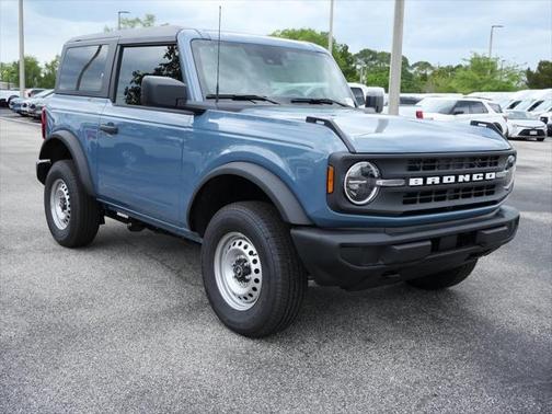 2025 Ford Bronco Base