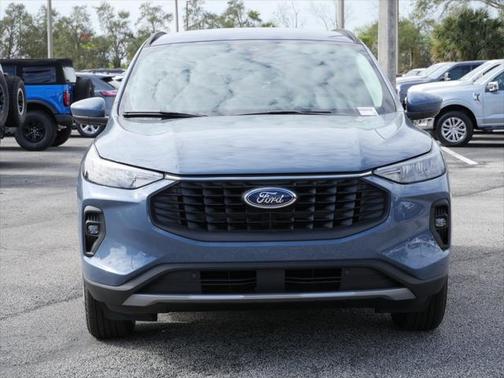 2025 Ford Escape SE